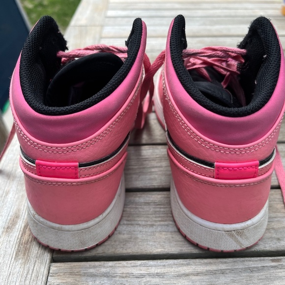 Air Jordan Mid 1 Youth Sneakers - Picture 2 of 5